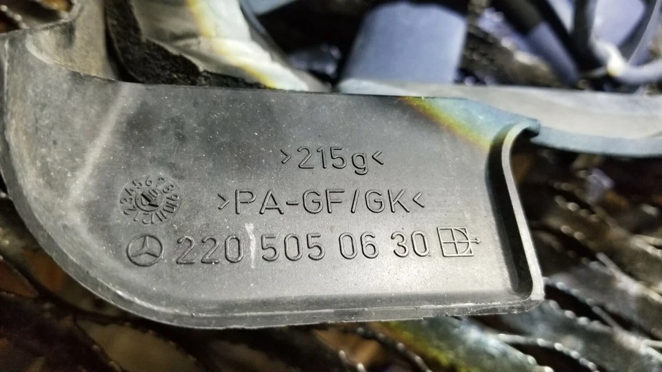 03 04 05 MERCEDES-BENZ W220 S55 AMG enfriador de aceite ventilador cubierta del motor OEM Foto 4 de 4