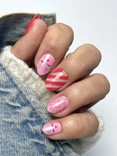 Red Aspen Press On Nails~ Santa's Squad, Petite Almond Christmas Fast Shipping