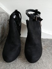 Black faux suede 'killer-heel' shoes Size 7-8 (41)