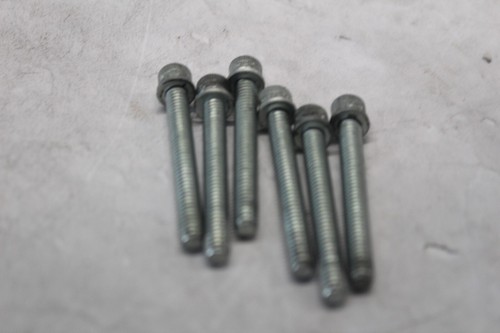 Clutch Release Cover Screws (6)4717A 2001 H-D SOFTAIL DUECE FXSTD - Picture 7 of 8