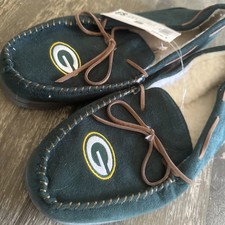 FOCO Unisex Green Bay Packers Green Moccasin Slippers, Size: Large