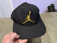 Air Jordan Youth Jumpman Black Snapback Hat Gold Tone Medal Logo