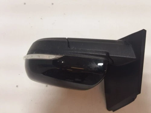 2019-2024 Ford Edge Driver Side View Mirror Power Body Color Cap w/o Memory