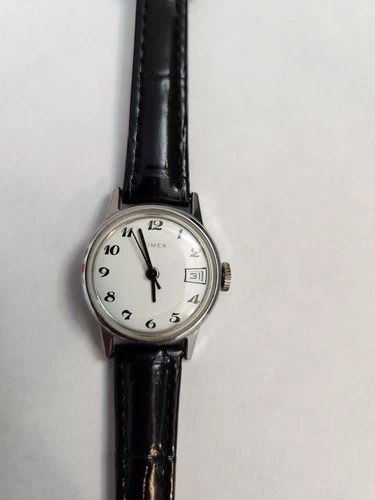 Vintage Timex Mechanical Watch. New Leather Band.  Working