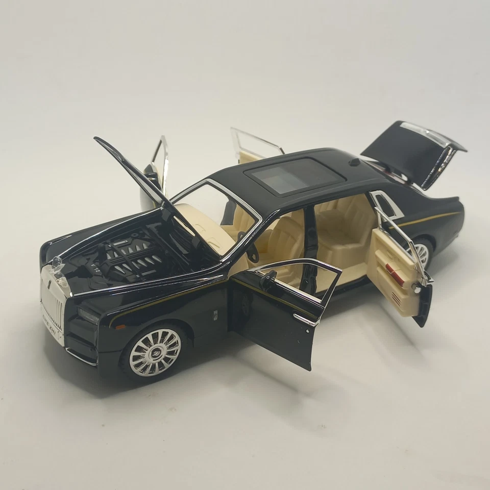 Rolls Royce Phantom, scala 1:24, nuova. - Immagine 2 di 4