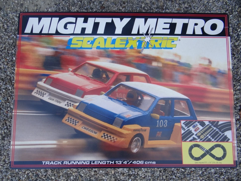 Mighty Metro Scalextric Autobahn Rennbahn Vintage Spielzeug Autos Bahn Set OVP - Bild 2 von 4