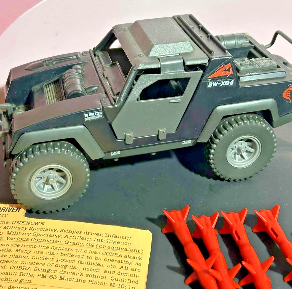 Hasbro Cobra Stinger 1984 completo con volante y conductor con FC Foto 3 de 4