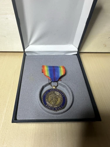 75th Anniversary of WW1 Commemorative Medal In Case- Military Memorabilia