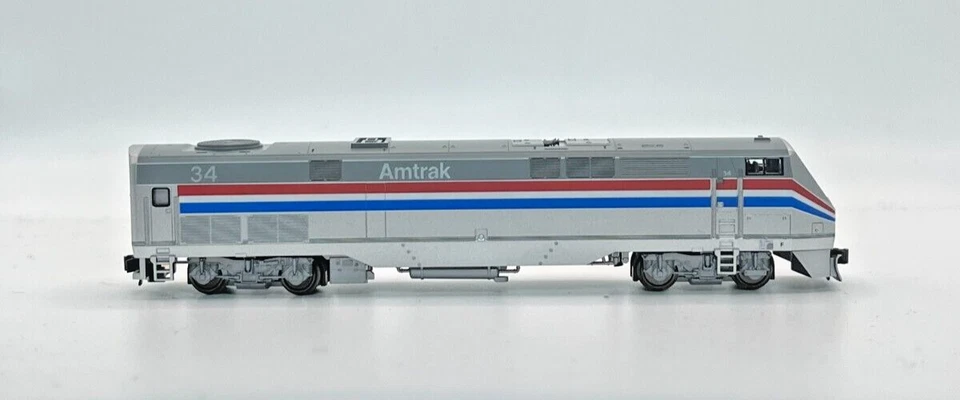 N Scale KATO #106-6101 P42 Amtrak Locomotive Set Phase 3 P42 #34 / P42 #94 - Image 4 of 4