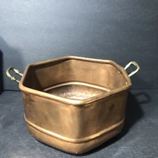 Vintage Solid Copper Planter/Pot with Handles 7”x4”.