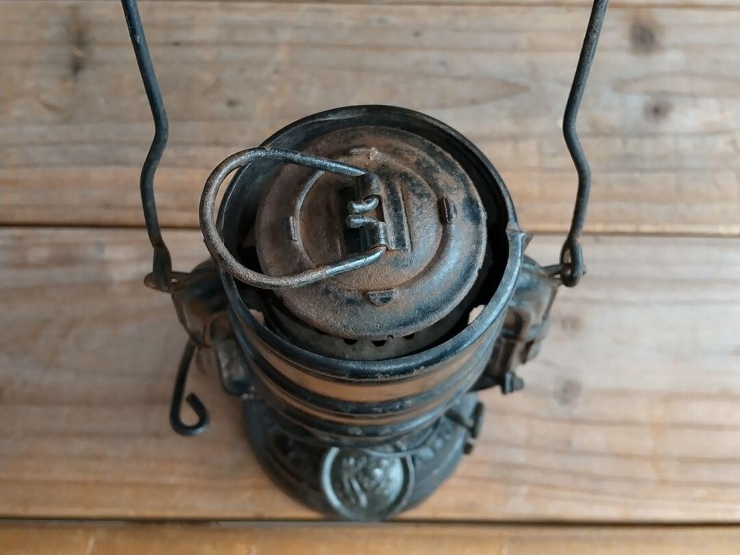 World War II Army Aviation History FEUERHAND 75 ATOM STK Lantern