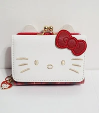 Sanrio Anime Hello Kitty fashion wallet ,coin purse and detachable keychain
