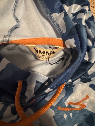 Simms Fishing Hoodie - Picture 2 of 4