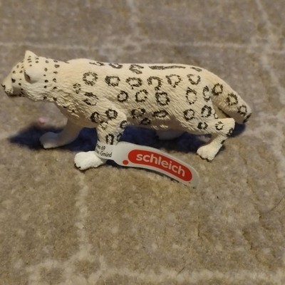 Schleich Snow Leopard  Figurine 14838 