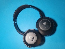 JVC HA-NC250 Wired, Noise-Cancelling Headphones Black worn Cusion
