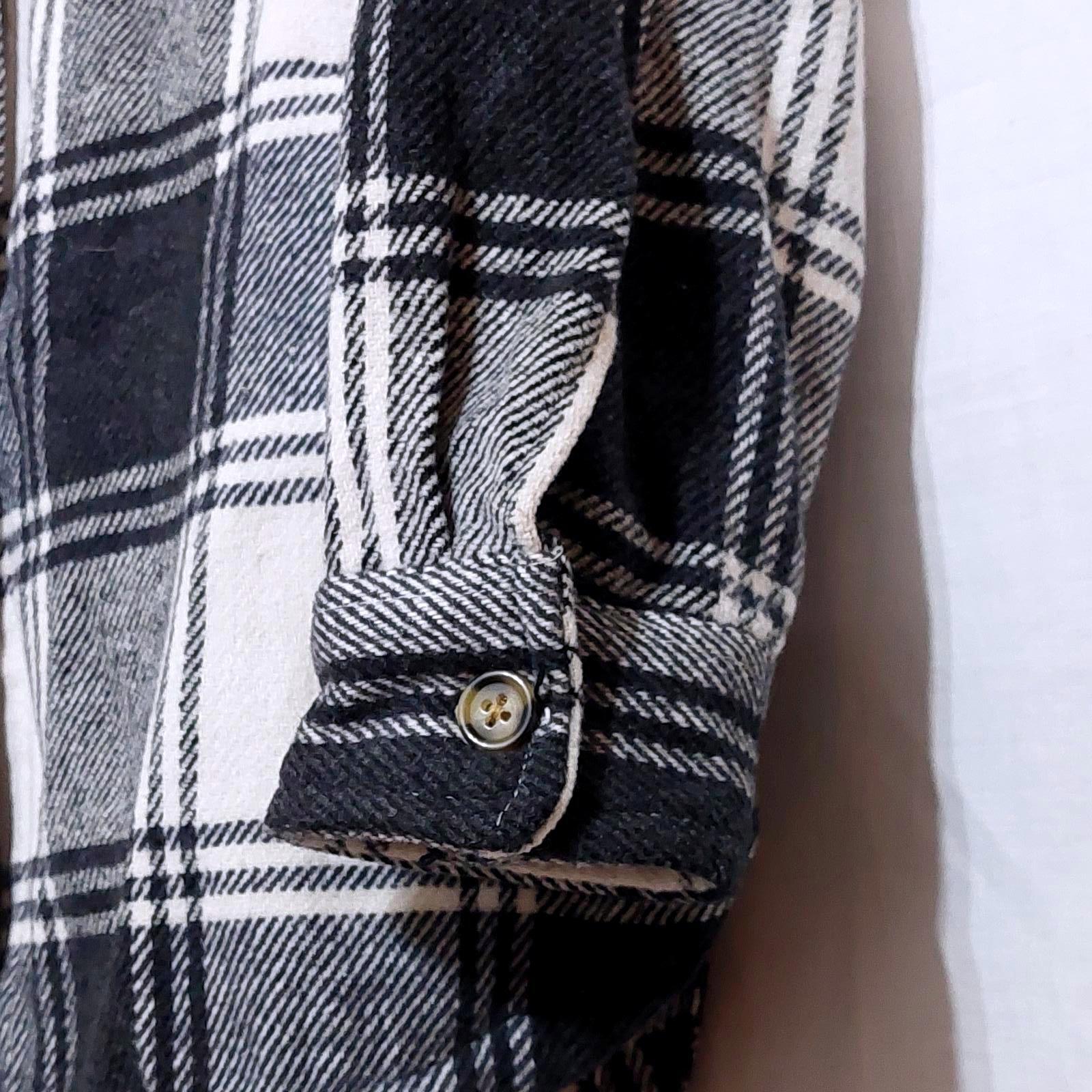 MEMBERS MARK BUTTON DOWN OVERSIZED PLAID SHACKET … - image 3