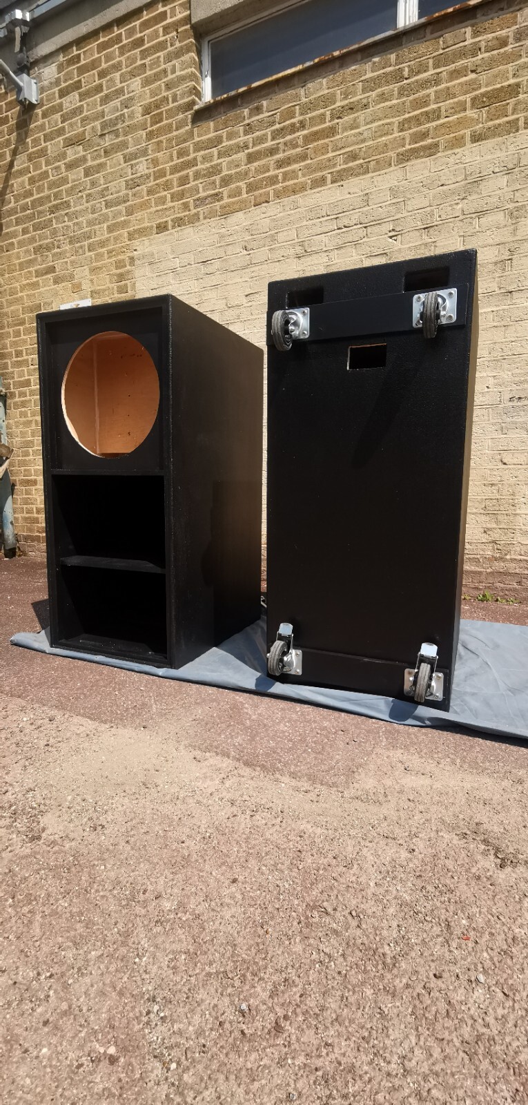 2x FullSize 18” READY TO GO scoop bass bins subwoofer Boxes eBay