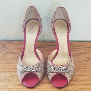 red pin up heels