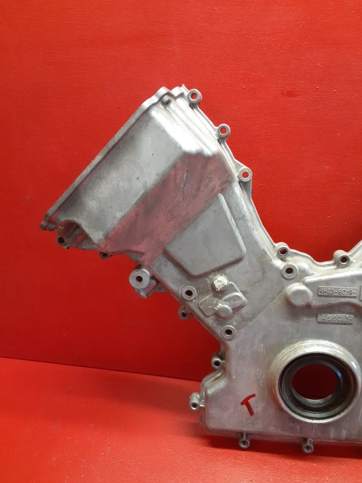 Cubierta de distribución delantera del motor Land Rover LR3 2005-2009 4,4 L 4526470 Foto 2 de 4