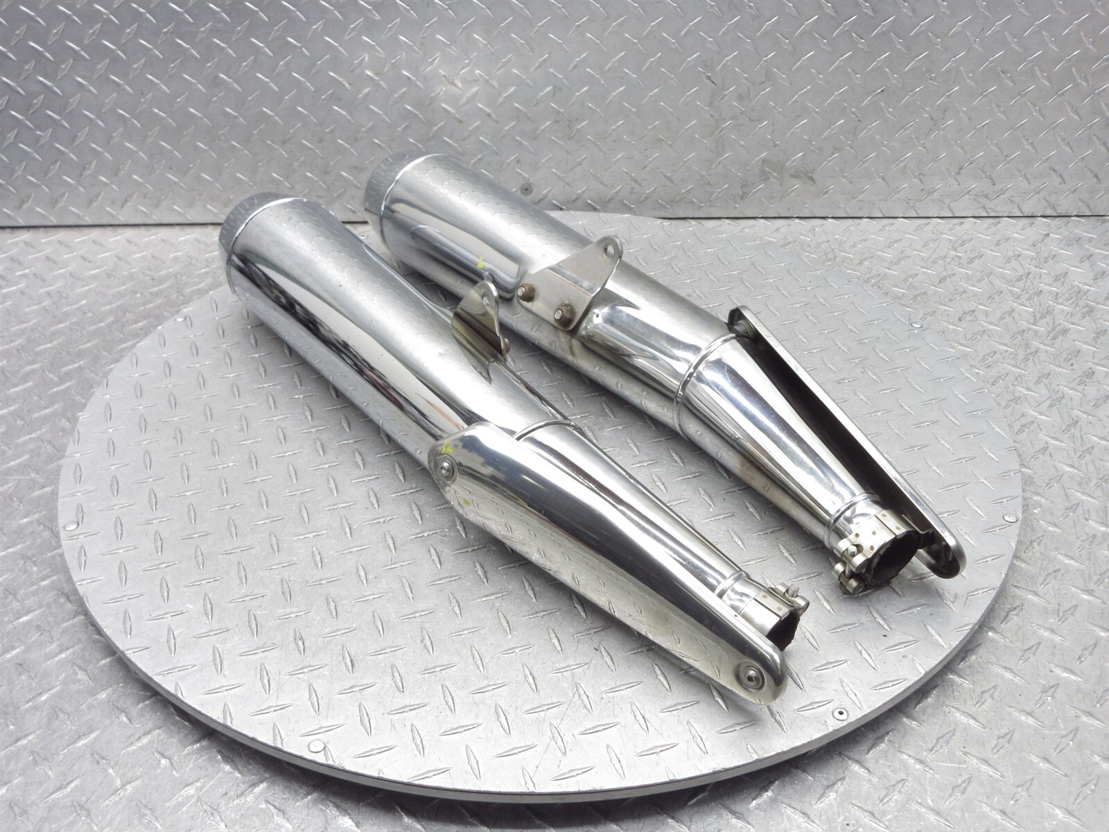 2011 08-13 Moto Guzzi V7 LL Stone Left Right Exhaust Muffler Pipe Silencer Pair