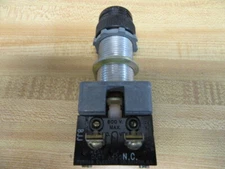 Hubbell/Killark GO1-KX3C-N34 Push Button Switch