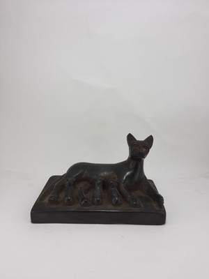 ANCIENT EGYPTIAN BASTET CAT Statue Figurine Sculpture Goddess Bast Feed Children
