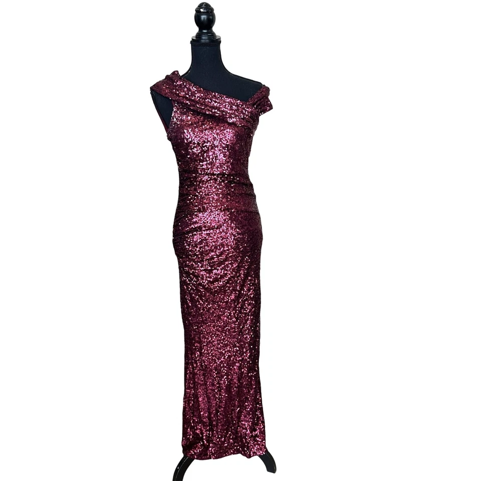 Vestido Badgley Mischka Burdeos Rojo Lentejuelas Talla 22 Hombro Descubierto Formal Lujo $695 Foto 4 de 4