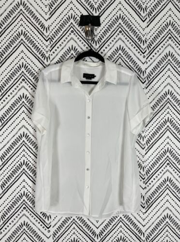 Hatch The Savanah Shirt Size Medium (2) White Lightweight Button Short Sleeve
