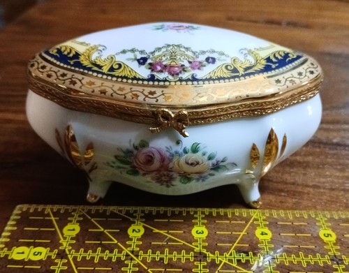 Vintage Limoges handbemalte aufklappbare Imperia Schmuckschatulle 22K Akzente Grannycore