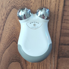 NuFACE Facial Toning Massager Device. Not Working, For Parts.