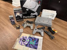 PlayStation PS1 SCPH-1001 Launch Model w/2 controllers