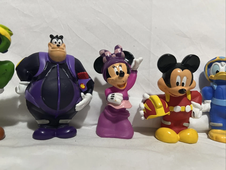 Набор фигурок Disney Mickey Mouse And The Roadster Racers ЛОТ 6  - Изображение 3 из 4