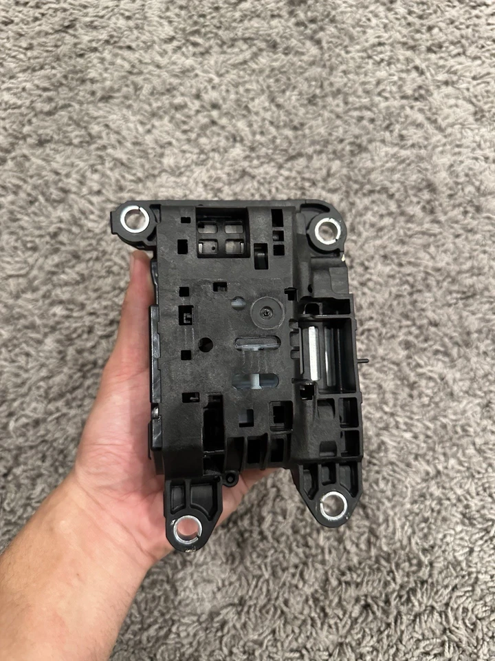 2020-2024 Audi A4/ S4/ A5/ S5 Gear Selector Assembly Oem - Image 3 of 4