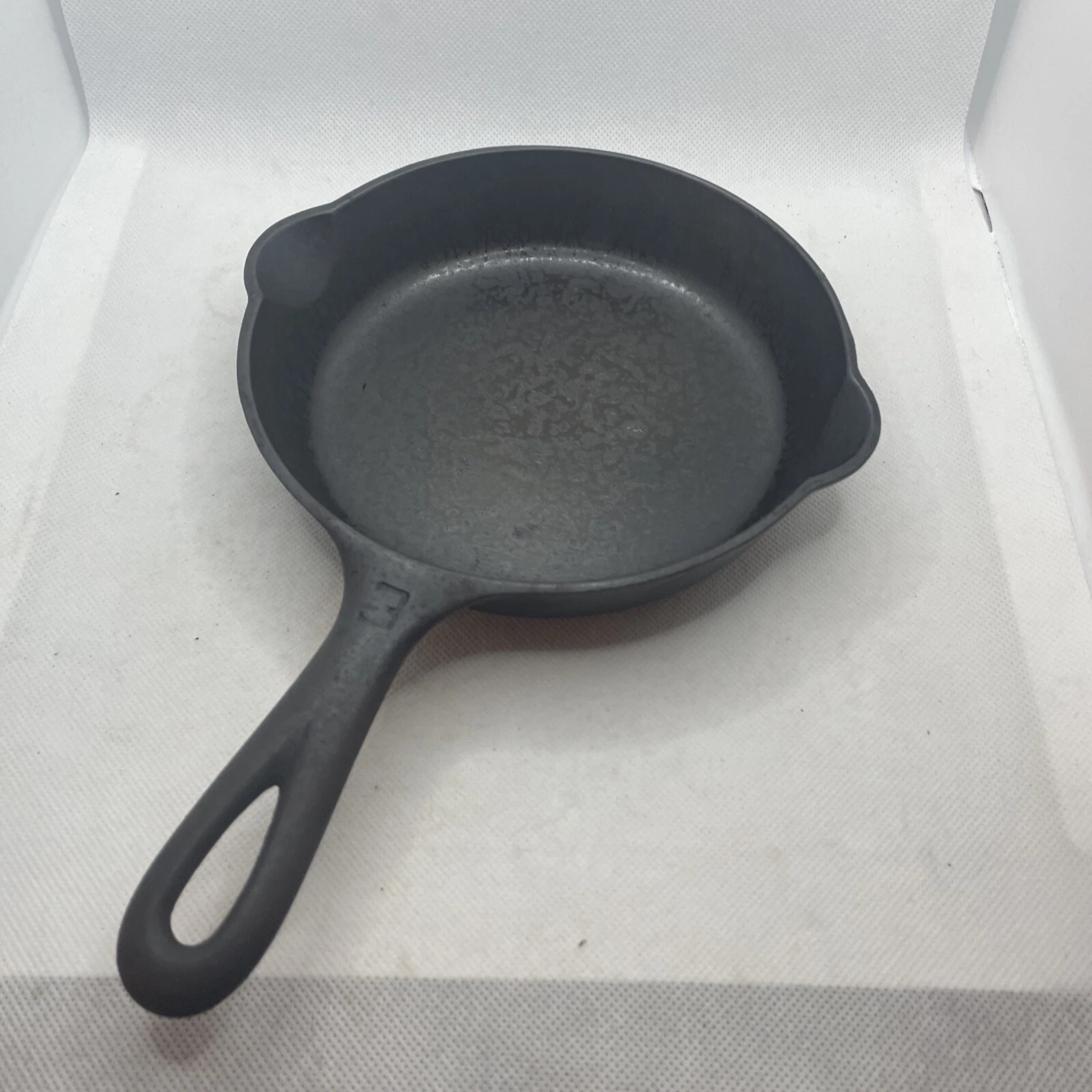 Griswold Cast Iron Skillet #3, Large Block Logo, EPU, 709