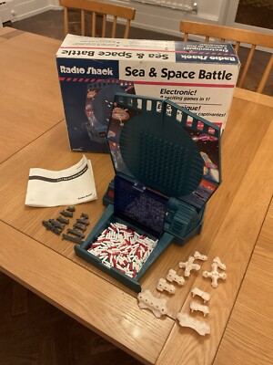 Vintage 1995 Radio Shack Sea & Space Battle Electronic Battleships Game complete
