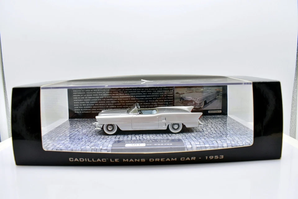 Vintage American Vehicles 1:43 Scale Cadillac Diecast Road - Image 2 of 4
