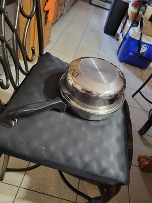 Chef's Ware by Towncraft 9'' Skillet with dome lid Mulicore T304S Super Clean