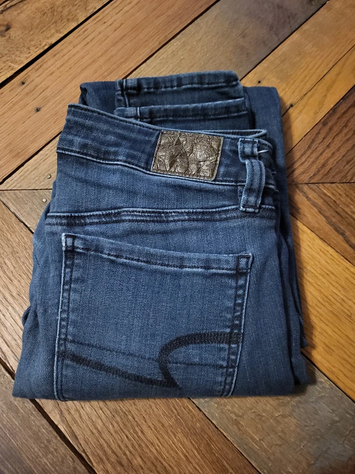 Jeans AEO Junior Miss tamanho. Jegging 2 W27 L28 10" ascensão artista cintura alta BOM - Imagem 3 de 4