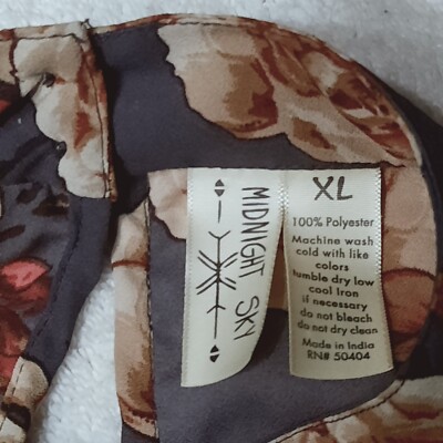 Midnight Sky Gray With Floral Print Keyhole Neck Size XL. So Cute