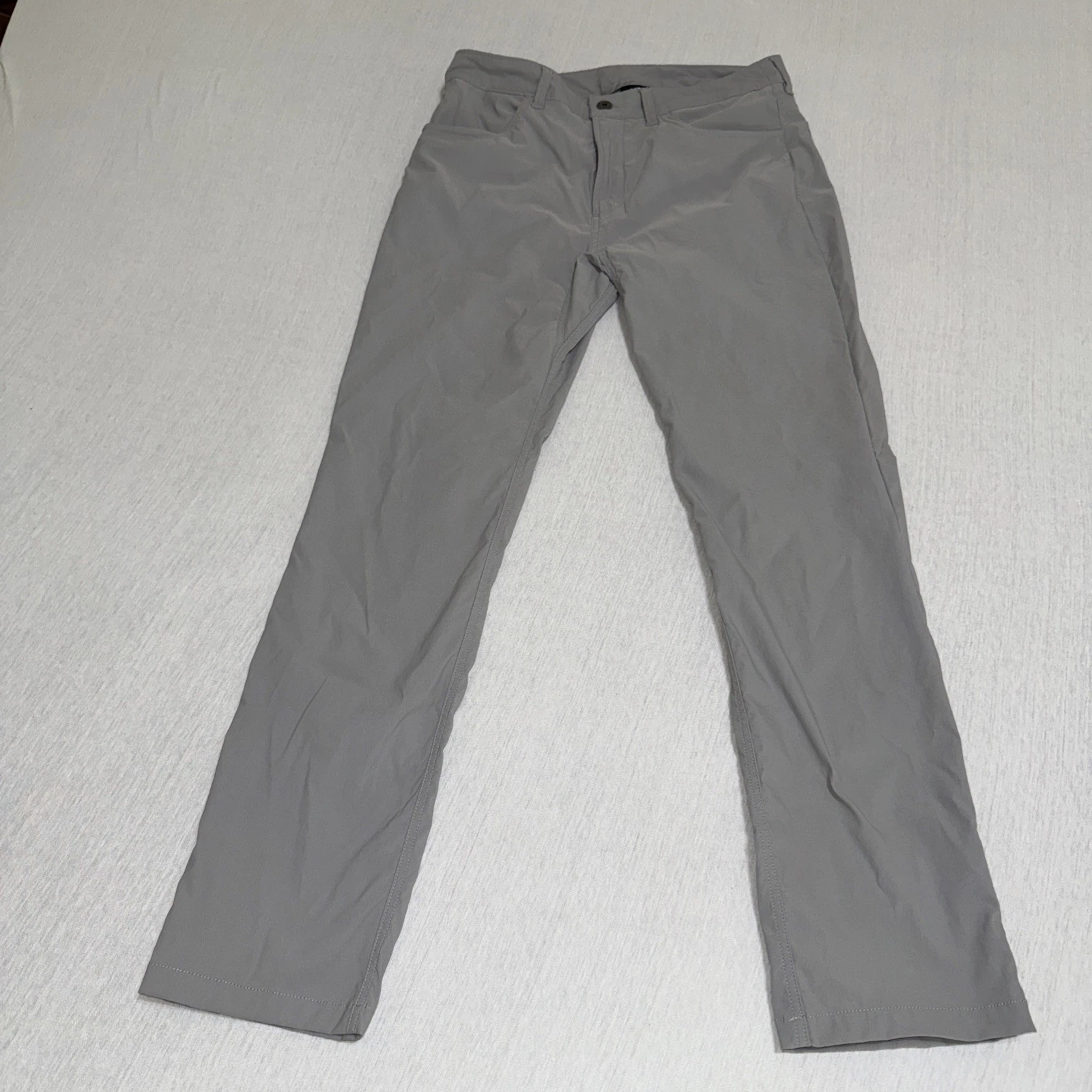 North Face Men's Grey Pants 32” 5 Pocket Hiking Work Trail Gray 32x30 EUC
Opens in a new window or t