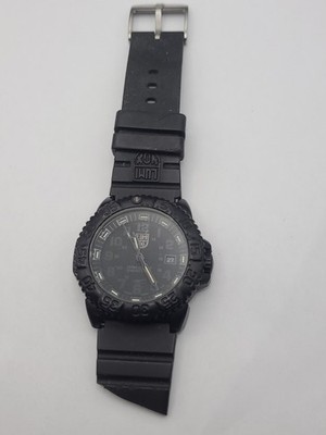 LUMINOX NAVY SEAL WATCH SERIES 3050 NEED NEW BAND