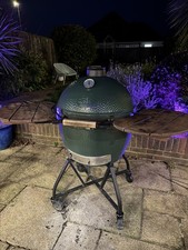 Big Green Egg XL Integrated Nest / Stand with Acadia Shelves