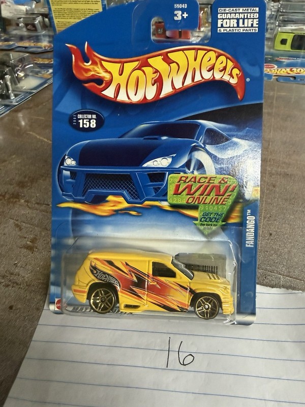 Hot Wheels Fandango #158 2001 Yellow