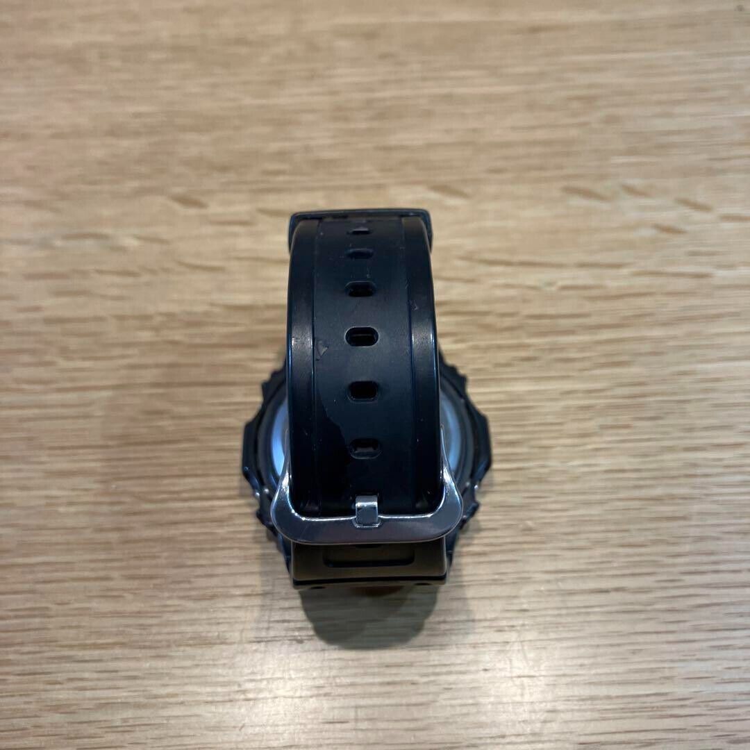 CASIO G-SHOCK GW-M5610R-1JF Water Resistant 20bar Radio CASIO G-SHOCK GW-M5610R-1JF Water Resistant 20bar Radio