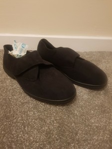 wide fit velcro slippers