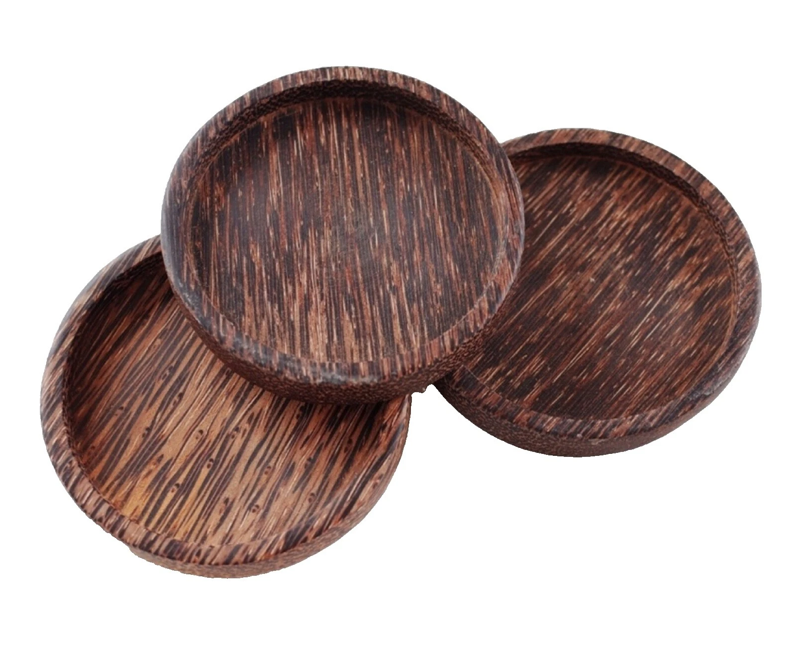 Деревянные геометрические чашки и блюдца