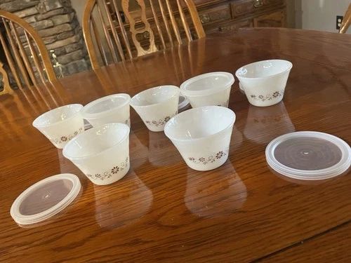 Set Of  7 Dynaware Ramekin Milk Glass Custard Cup Brown Daisy Flower W/ Lids