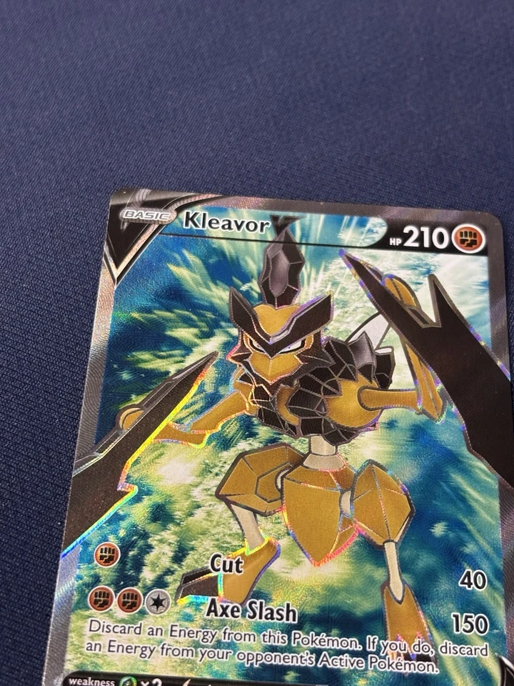 Kleavor V (Full Art) SWSH248 SWSH: Sword & Shield Promo Cards Holo near mint - Image 3 of 4