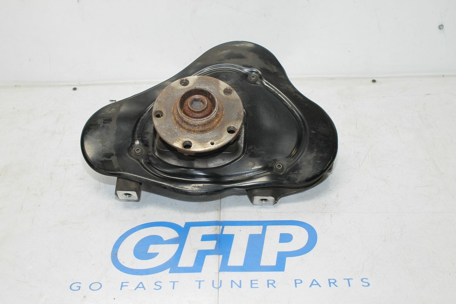 14-21 2019 LAMBORGHINI HURACAN LH DRIVERS FRONT HUB KNUCKLE SPINDLE 4S06153124