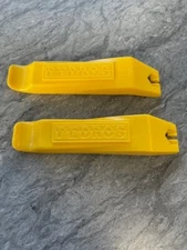 Pair of Pedro's Bicycle yellow Tire Levers